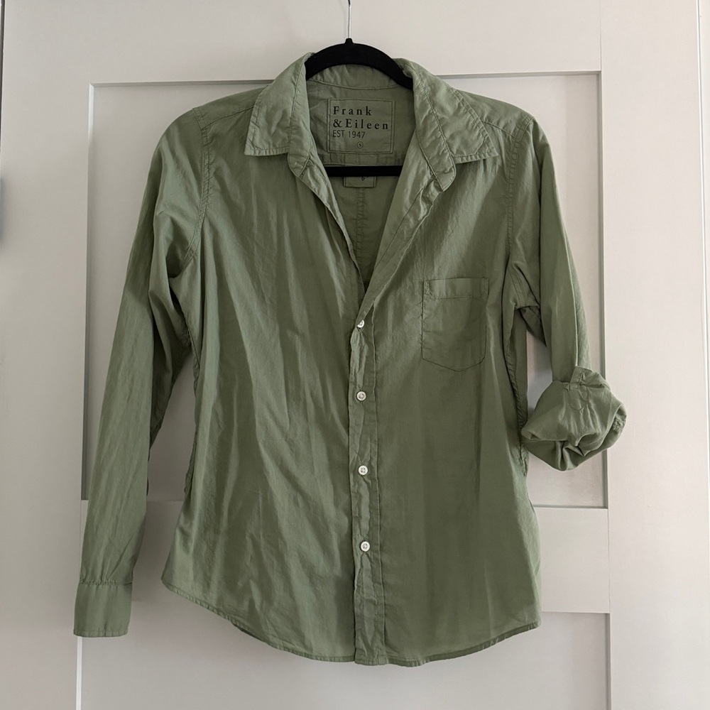 Frank & Eileen Berry Sage Button Down Shirt